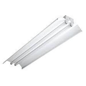 DESCRIPTION: (1) CLOSED TOP REFLECTOR (4) PACK BRAND/MODEL: METALUX #ICF-4FT-REFL-B SIZE: 4' RETAIL$: $50.00 EA QTY: 1