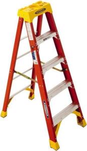 DESCRIPTION: (1) STEP LADDER BRAND/MODEL: WERNER INFORMATION: 300LB CAPACITY, 23 3/8" BASE WIDTH RETAIL$: $242.64 SIZE: 6' LADDER SIZE QTY: 1