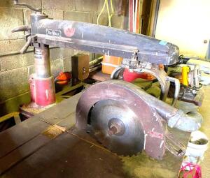 DEWALT RADIAL ARM SAW W/ TABLE