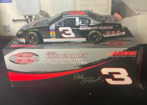 1:24 SCALE BOX CAR
