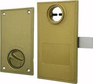 DESCRIPTION: (2) SLIDING GATE LOCKSET BRAND/MODEL: HUSKY #W3810K INFORMATION: RACK AND WIRE RETAIL$: $111.82 EA QTY: 2