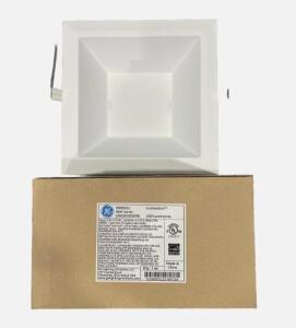 (8)- 8" LED SQUARE LIGHTS