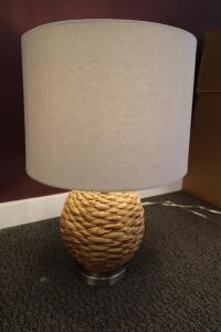 TABLE LAMP