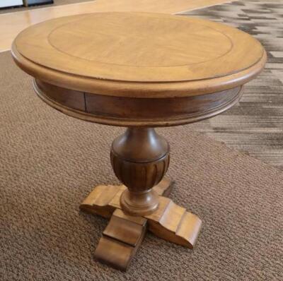 ACCENT TABLES