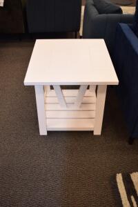 ACCENT TABLES