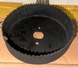 DESCRIPTION: (1) CASE OF 4" CARBON TREATED HOLE SAWS. ADDITIONAL INFORMATION: 70 PER CASE LOCATION: BAY 7 QTY: 1