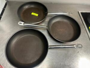 DESCRIPTION (3) 12" SKILLETS SIZE 12" THIS LOT IS: SOLD BY THE PIECE LOCATION KITCHEN QTY 3