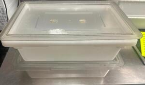 DESCRIPTION (2) FULL SIZE PLASTIC CONTAINERS W/ LIDS THIS LOT IS: ONE MONEY LOCATION KITCHEN QTY 1