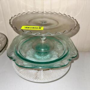 (2)- CAKE STANDS