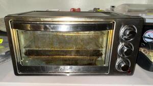 MICROWAVE OVEN