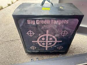 DESCRIPTION ARCHERY PRACTICE TARGET. LOCATION STORAGE CONTAINER QTY 1