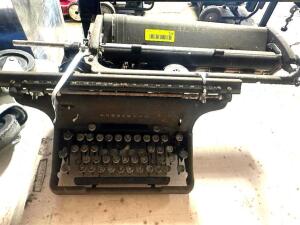 DESCRIPTION VINTAGE TYPEWRITER LOCATION SITE 2 QTY 1