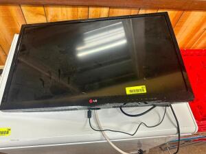 DESCRIPTION LG 24" LCD MONITOR BRAND / MODEL: LG LOCATION SITE 2 QTY 1