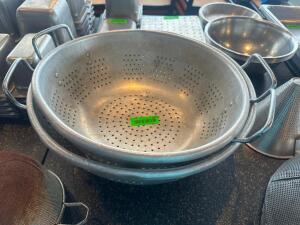 DESCRIPTION (2) ALUMINUM COLANDERS THIS LOT IS: SOLD BY THE PIECE LOCATION SEATING QTY 2