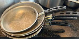 DESCRIPTION (4) ASSORTED 8" AND 6" SKILLETS THIS LOT IS: SOLD BY THE PIECE LOCATION SEATING QTY 4