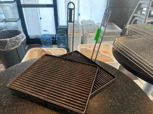 DESCRIPTION (2) FRYER PLATES W/ HANDLES THIS LOT IS: SOLD BY THE PIECE LOCATION SEATING QTY 2