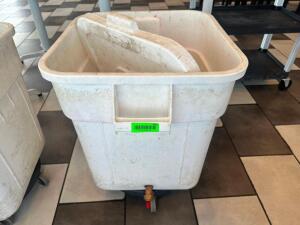 DESCRIPTION ROLL ABOUT INGREDIENTS BIN W/ NOZZLE AND LID BRAND / MODEL: RUBBERMAID LOCATION SEATING QTY 1