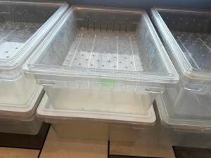 DESCRIPTION (1) PLASTIC SALAD CONTAINERS W/ INSERTS AND LIDS LOCATION SEATING QTY 1