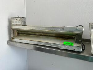 DESCRIPTION VOLLRATH 20" HEAT LAMP BRAND / MODEL: VOLLRATH LOCATION KITCHEN QTY 1