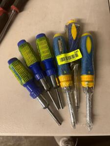 (5) - RACHETING SCREWDRIVERS