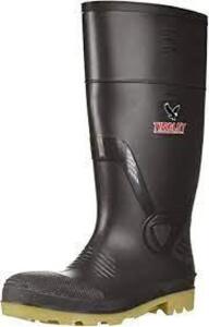 DESCRIPTION: (1) PAIR OF RUBBER BOOTS BRAND/MODEL: TINGLEY #51144 INFORMATION: BLACK RETAIL$: $58.26 SIZE: SIZE 5 MENS QTY: 1