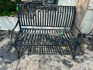 METAL OUTDOOR BENCH