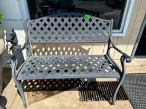 METAL OUTDOOR BENCH