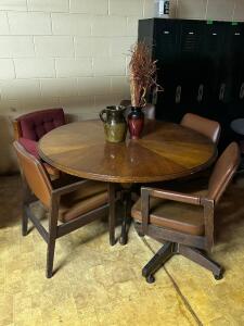 DINNING TABLE WITH CHAIRS