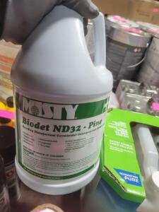 DESCRIPTION: (2) DISINFECTANT BRAND/MODEL: MISTY #22C654 INFORMATION: PINE SCENT RETAIL$: $55.00 EA SIZE: 1 GALLON QTY: 2