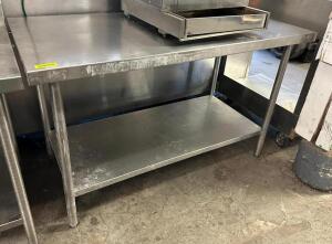 5' STAINLESS TABLE WITH GALVANIZED UNDERSHELF