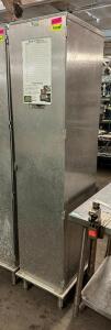 STAINLESS HALF SIZE HOLDING CABINET