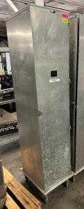 STAINLESS HALF SIZE HOLDING CABINET