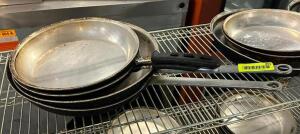 (4) ASSORTED FRY PANS