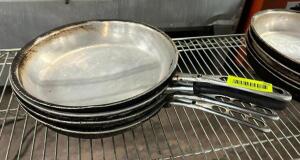 (4) 12" FRY PANS