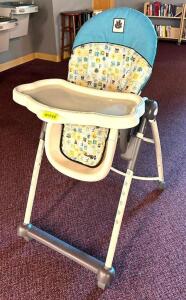 FOLDING HIGH CHAIR