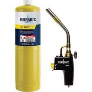 DESCRIPTION: (1) MAX PERFORMANCE TORCH KIT BRAND/MODEL: BERNZOMATIC RETAIL$: $82.58 EA QTY: 1