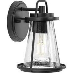 DESCRIPTION: (2) OUTDOOR WALL LANTERN BRAND/MODEL: CLIFFORN INFORMATION: BLACK, AVEC RETAIL$: $59.00 EA QTY: 2