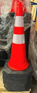 DESCRIPTION: (10) PLASTIC CONES WITH RUBBER BASE QTY: 10