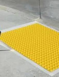 DESCRIPTION: (1) TACTILE DETECTABLE WARNING SYSTEM BRAND/MODEL: SAFETY STEP INFORMATION: YELLOW SIZE: 3' X 5' RETAIL$: $291.99 EA QTY: 1