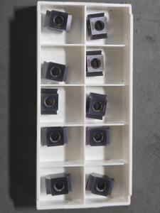 DESCRIPTION: (10) CARBIDE MILLING INSERTS BRAND/MODEL: SECO NI-LN19-19490 RETAIL$: $624.35 QTY: 10