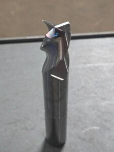 DESCRIPTION: (1) CARBIDE CORNER RADIUS END MILL BRAND/MODEL: SGS 35814 SIZE: 1" DIA 1-1/4" LOC RETAIL$: $707.45 QTY: 1