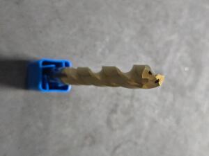 DESCRIPTION: (1) CARBIDE THRU COOLANT DRILL BIT BRAND/MODEL: SECO SD207A-9.75-62-10R1 SIZE: 9.75mm DIA RETAIL$: $321.25 QTY: 1