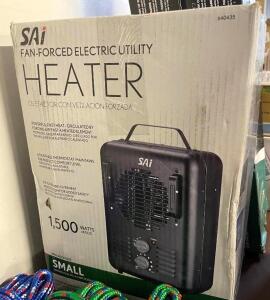 SAI 1,500-Walt Utility Milkhouse Fan-Forced Portable Heater with Thermostat