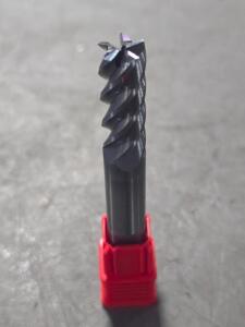 DESCRIPTION: (4) CARBIDE SQ END MIL BRAND/MODEL: FULLERTON 92564WF INFORMATION: WELDON FLT RETAIL$: $169.98 QTY: 4