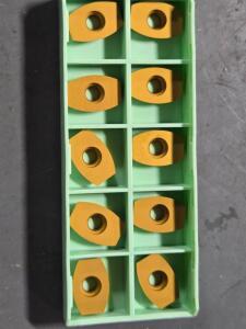 DESCRIPTION: (30) CARBIDE MILLING INSERTS BRAND/MODEL: WALTER P2000-5516582 WAP35 RETAIL$: $1,350.00 QTY: 30