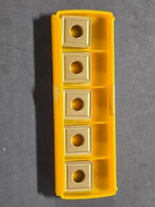 DESCRIPTION: (5) CARBIDE TURNING INSERTS BRAND/MODEL: KENNAMETAL SNMG 644 RETAIL$: $153.96 QTY: 5