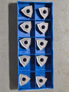 DESCRIPTION: (10) CARBIDE DRILLING INSERTS BRAND/MODEL: KOMET WOEX100504-00K10 RETAIL$: $189.00 QTY: 10