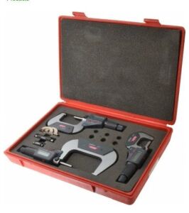 DESCRIPTION: (1) IP54 DIGITAL MICROMETER SET BRAND/MODEL: SPI 13-113-6 SIZE: 0-3" range RETAIL$: $393.14 QTY: 1