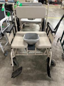 COMMODE SHOWER CHAIR