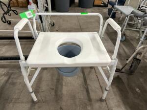 COMMODE SHOWER CHAIR